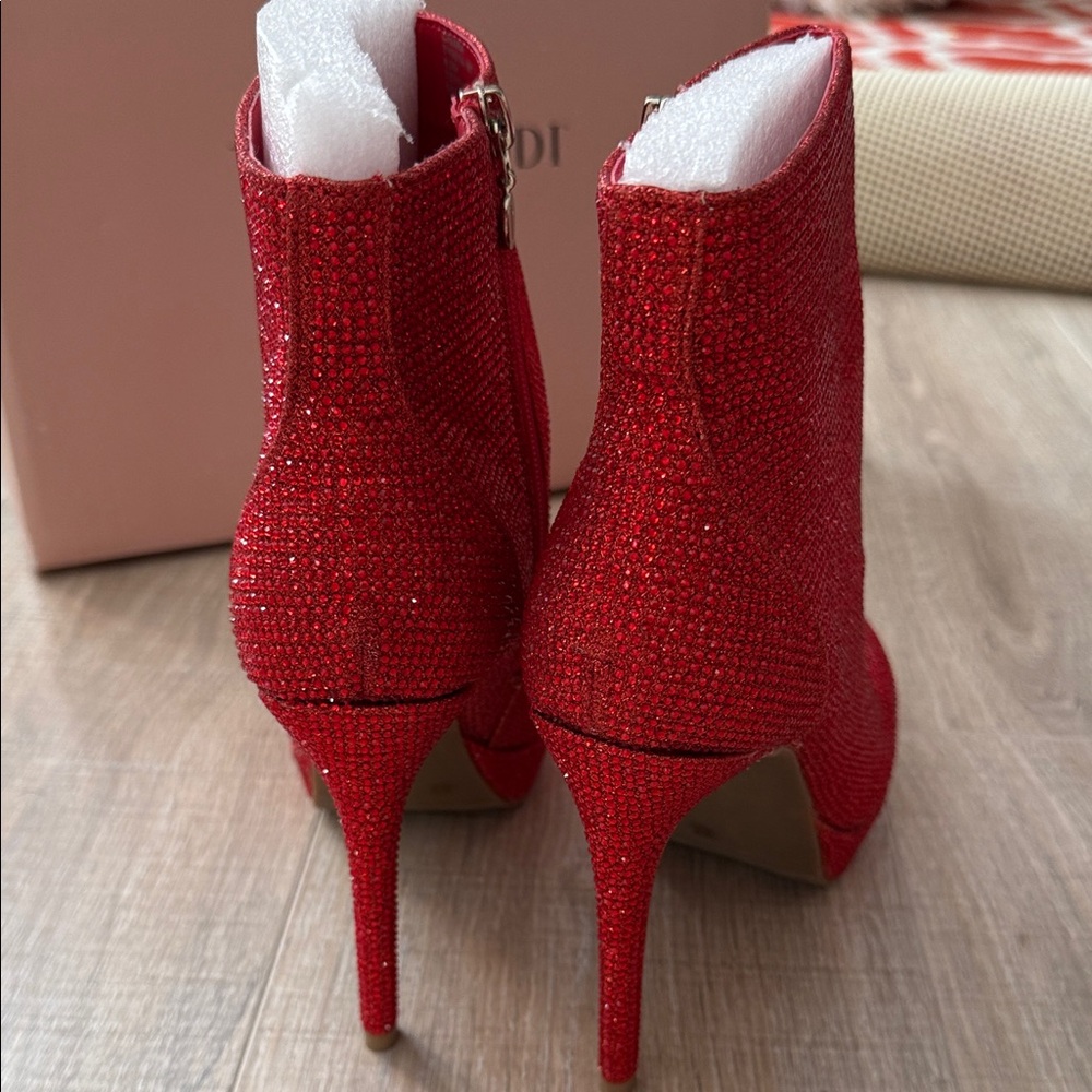 Thalia Sodi Glittering Red Heeled Boots size 8.5M - Picture 7 of 7